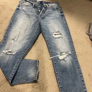 Medium/light wash jeans